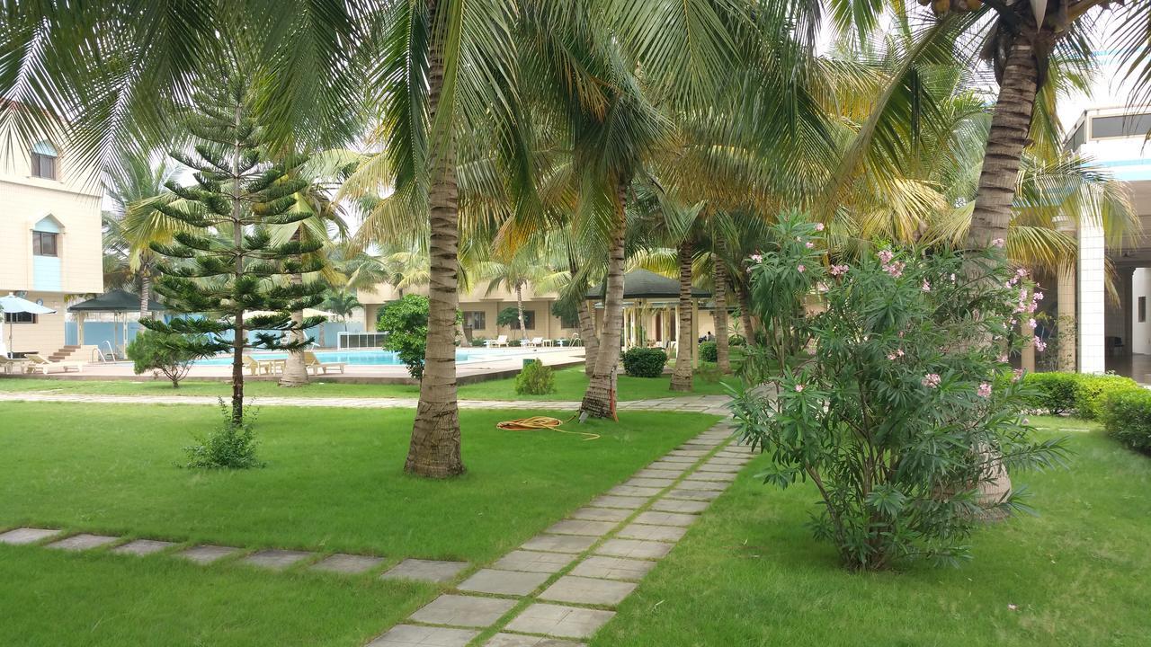 Hotel Ghis Palace Baguida Esterno foto